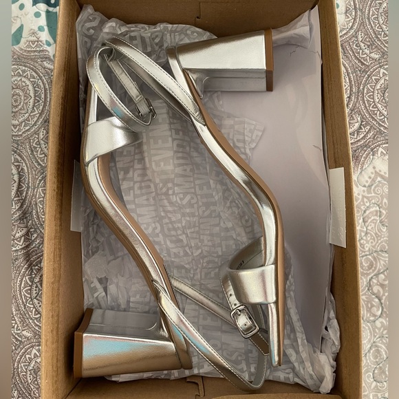 Steve Madden silver luxe heel - Picture 5 of 7